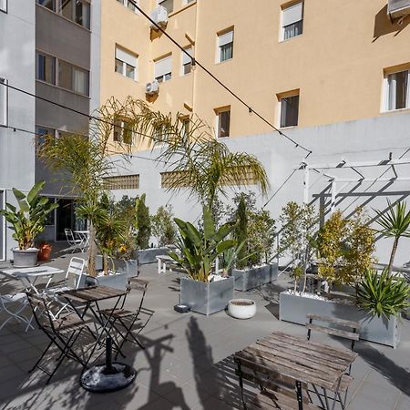 Gin O'Clock In Lisbon - By Misha'S Place 3A 외부 사진